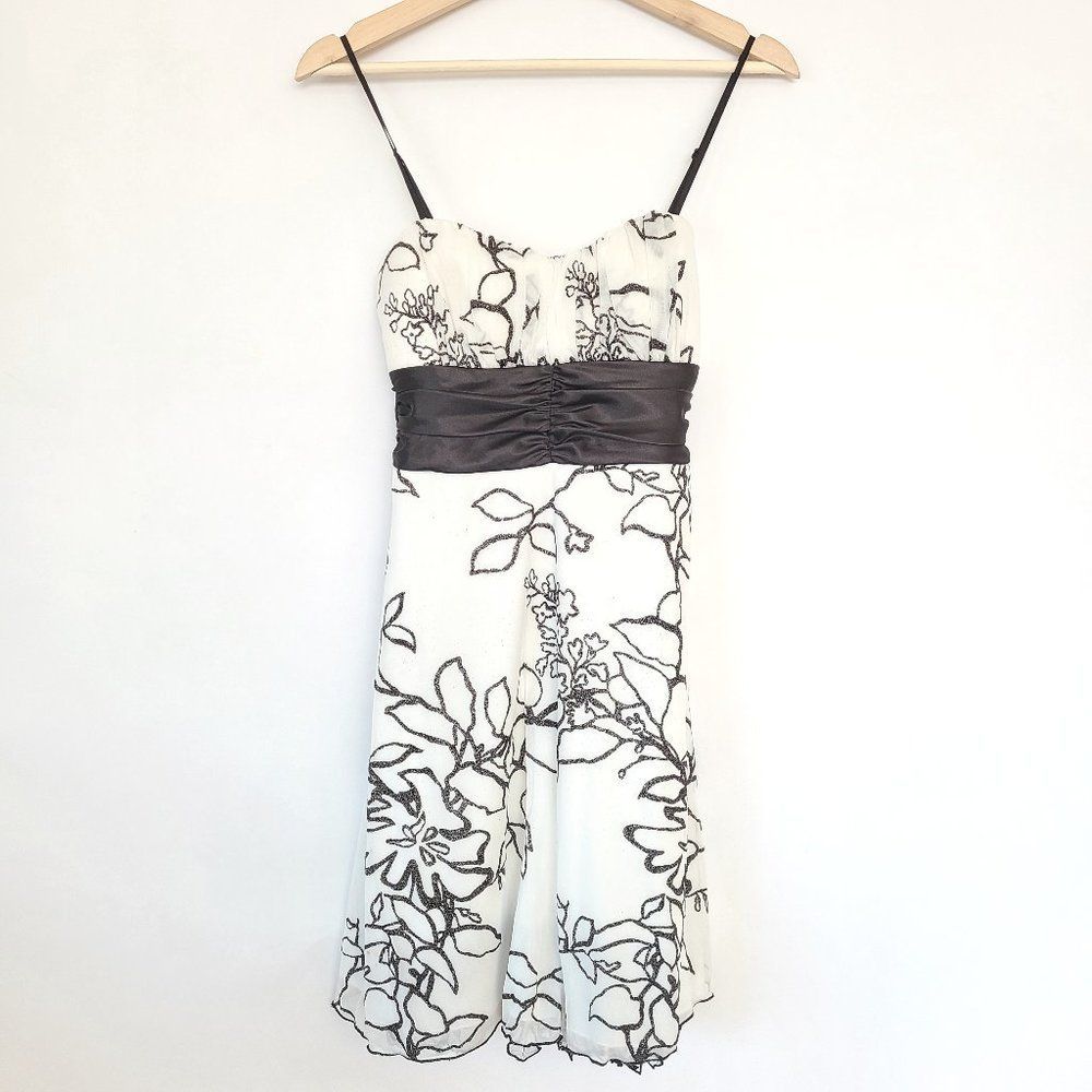 Speechless Floral Empire Waist Dress - Size Small